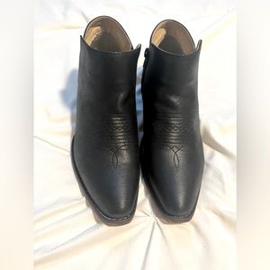 Brand new Roper ankle boots! Size 9.5